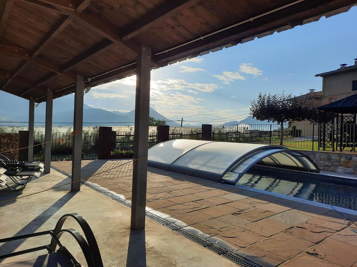 Casa Rural Cirerer Sant Llorenc de Morunys Exterior photo